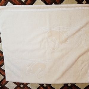 Vintage Embossed Swan Towel